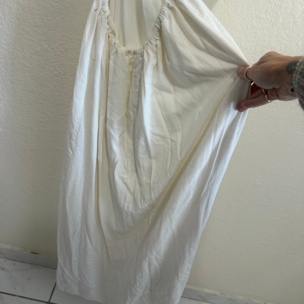 VICI Cutout Maxi Dress White Long Sleeve Button Back Boho Chic Size Small - Picture 5 of 16